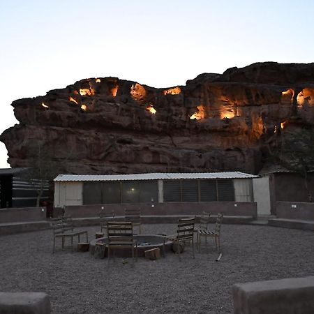Hotel Bilal Luxury Camp Wadi Rum Esterno foto