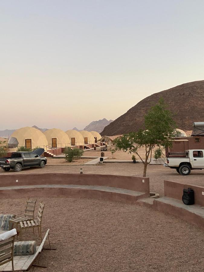 Hotel Bilal Luxury Camp Wadi Rum Esterno foto