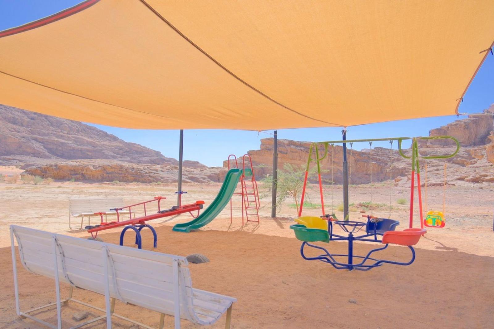 Hotel Bilal Luxury Camp Wadi Rum Esterno foto