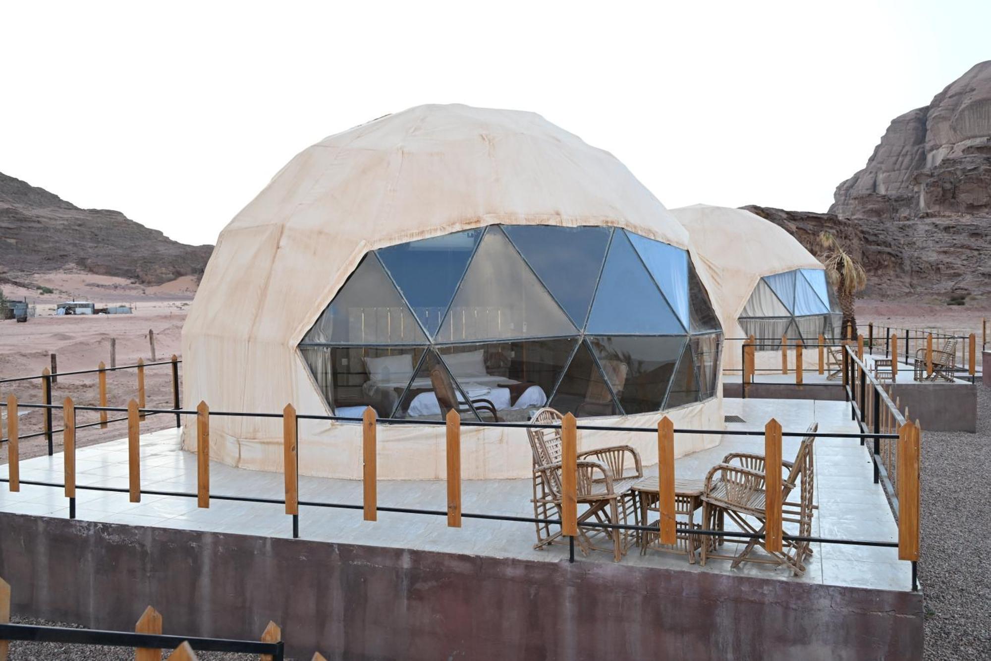Hotel Bilal Luxury Camp Wadi Rum Esterno foto